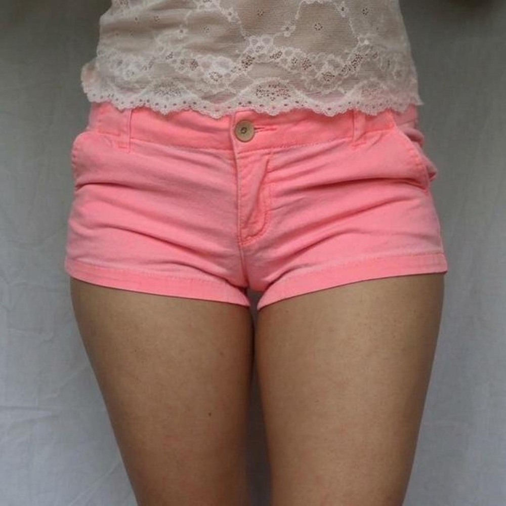 Sooo 2012 HOLLISTER Neon Pink Booty Shorts